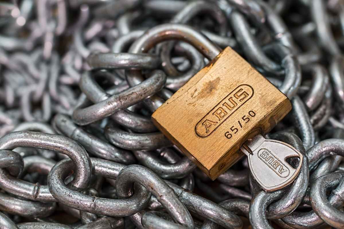 Grab Azure Key Vault Secrets Securely